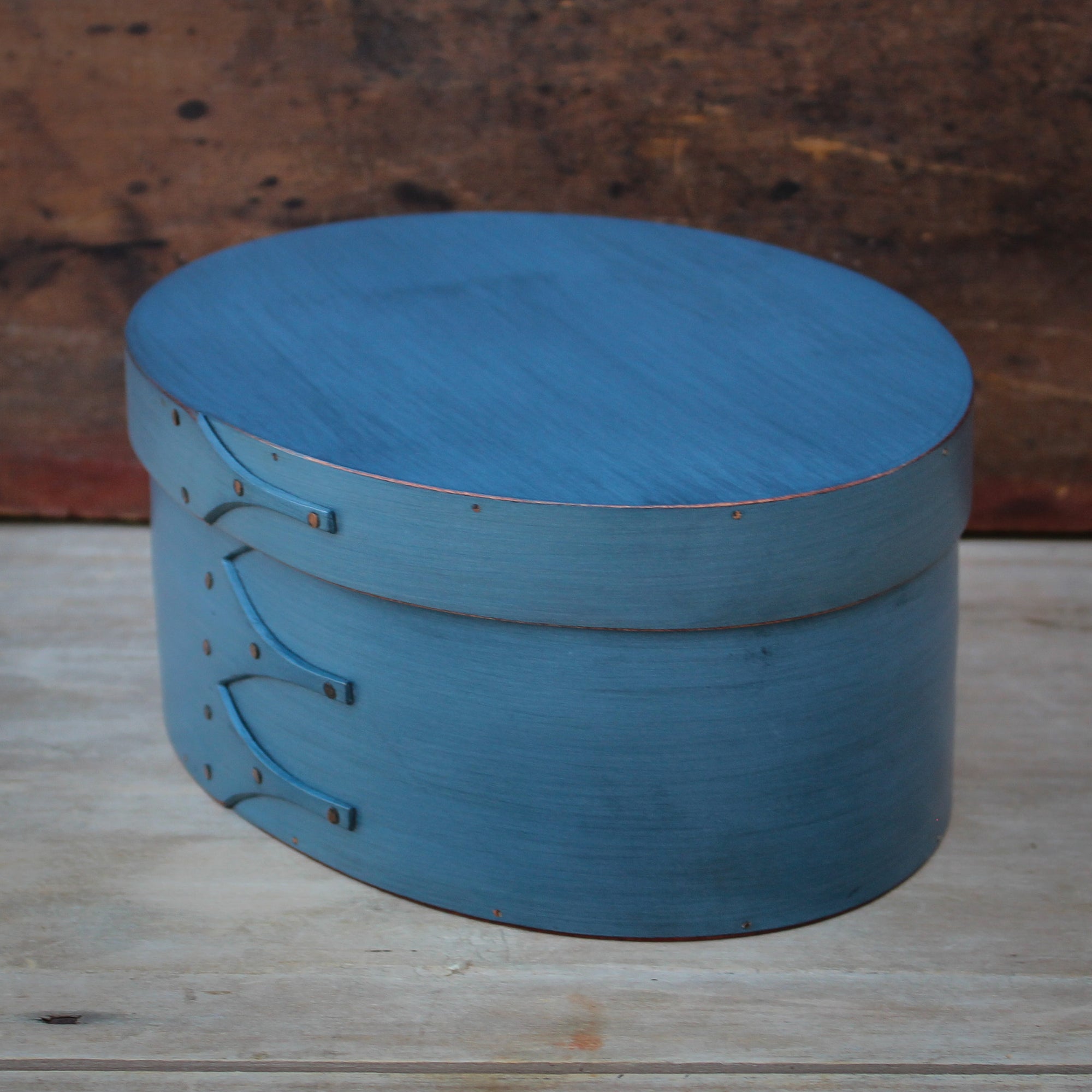 Size #5 Oval Box, Blue Milk Paint Finish