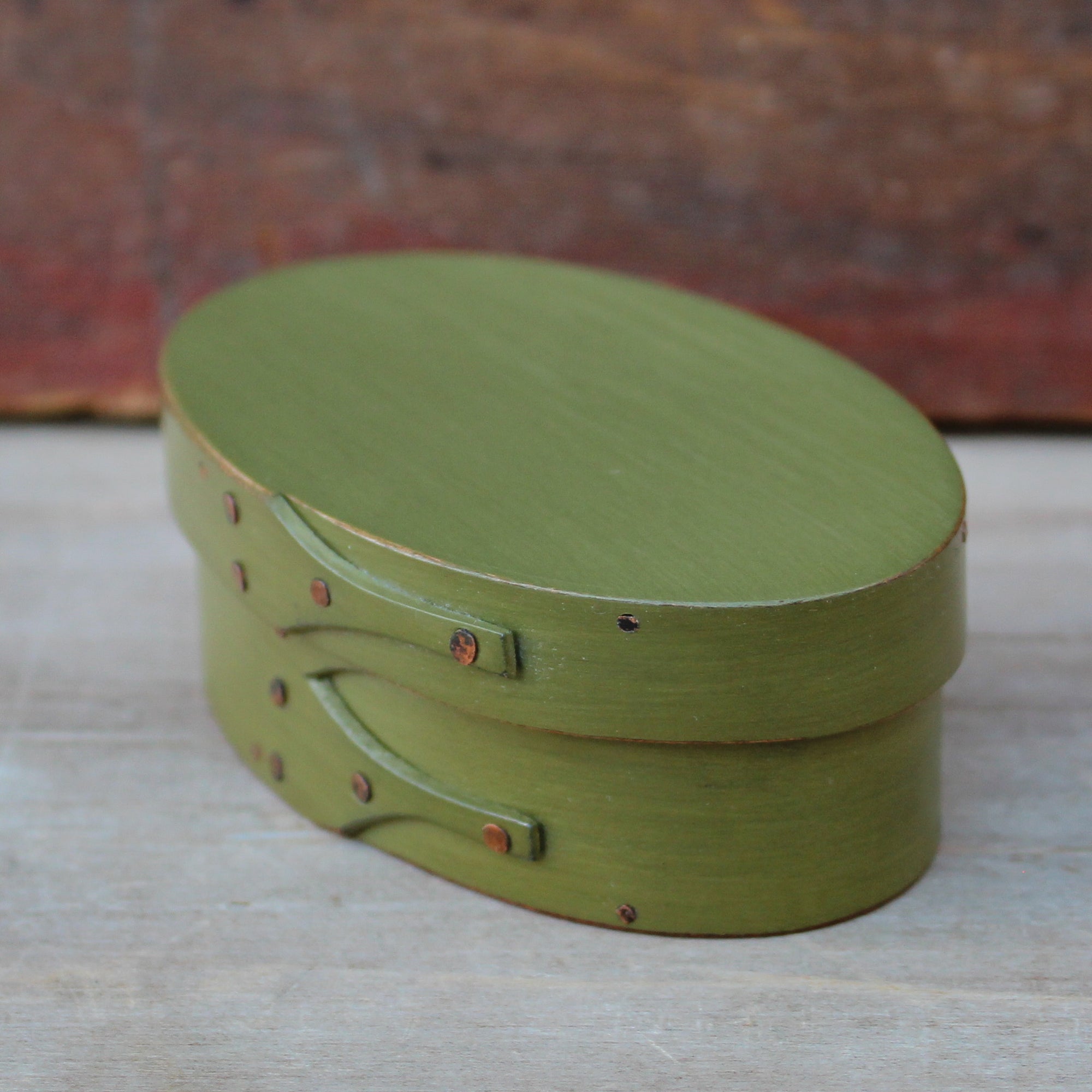 Size #0 Oval Box, Green Milk Paint Finish