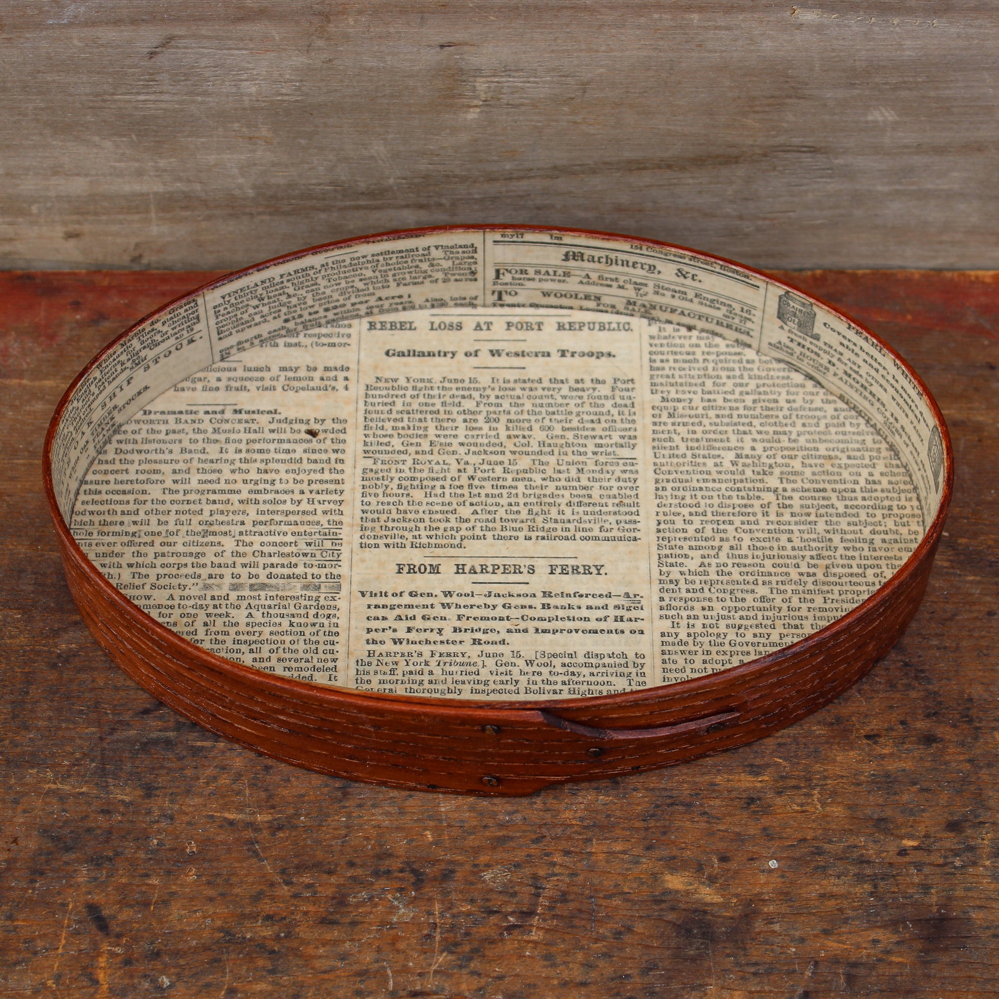 Size #3 Oval Stitcher's Tray – Gallantry of Western Troops – Civil War Newspaper Lining